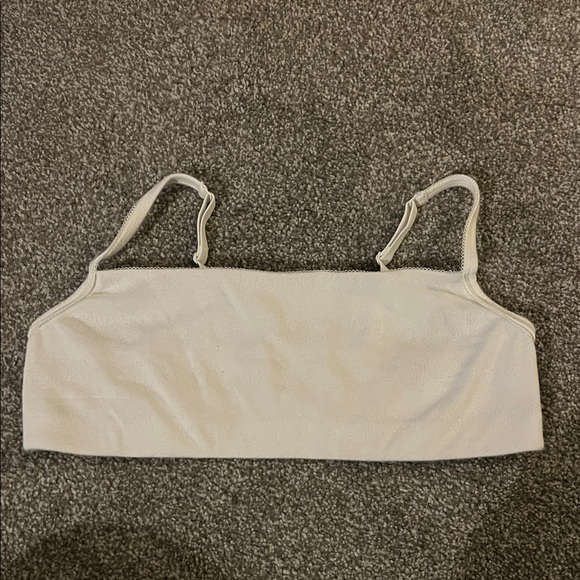 SKIMS White Pointelle scoop neck bralette - Picture 4 of 7